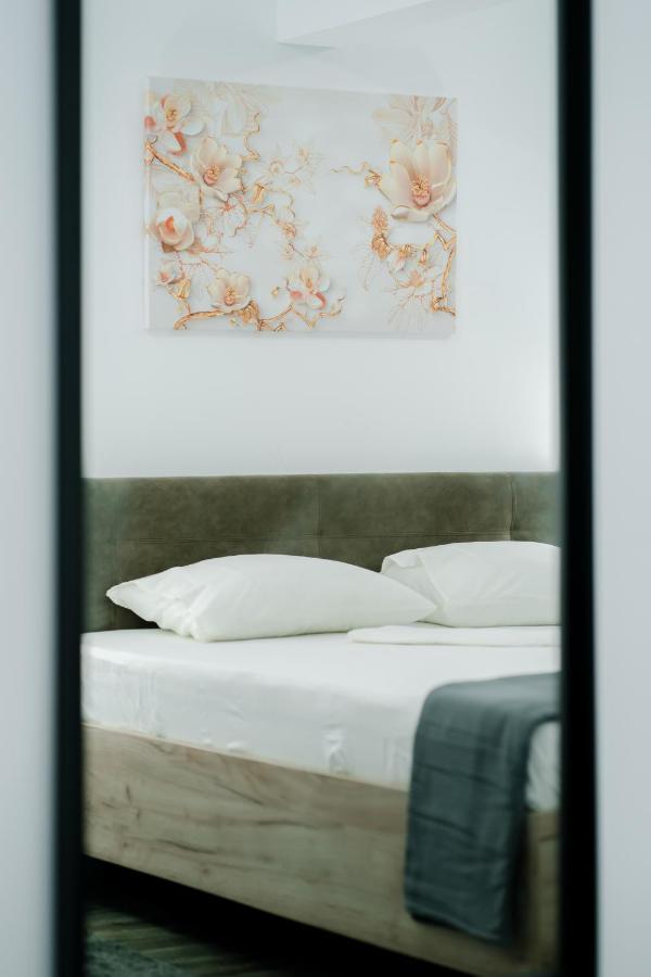 Mavie Apartment Boutique Bukarest Kültér fotó
