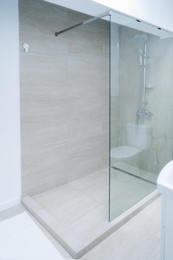 Mavie Apartment Boutique Bukarest Kültér fotó